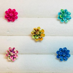 Flower Stud Earrings: Colorful Bloom Design