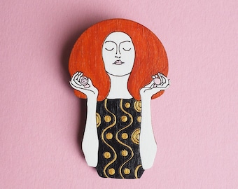 Klimt Pin, Art Pin, Feminist Pin, Wooden Brooch, Girlfriend Gift, Birthday, Lapel Pin, Gift for Her, Laser Cut Brooch, Artist Gift