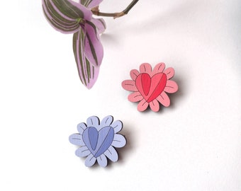 Heart Brooch, Wooden Pin Love, Statement Jewelery,  Gift for Her, Flower Heart, Plant lover Pin, Artsy gift, Flower Power