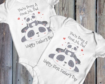 Happy First Fathers Day Baby Bodysuit | Baby Shower Geschenk | Süße Babykleidung | Vatertag Baby | Animal Baby Bodysuit | Lustiger Baby Body