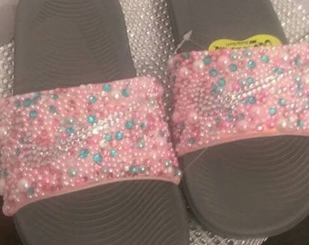 Custom Nike slides / Slides/ Kids Shoes/Bling Slides/Rhinestones/Kids Shoes/Gifts/Bling Shoes