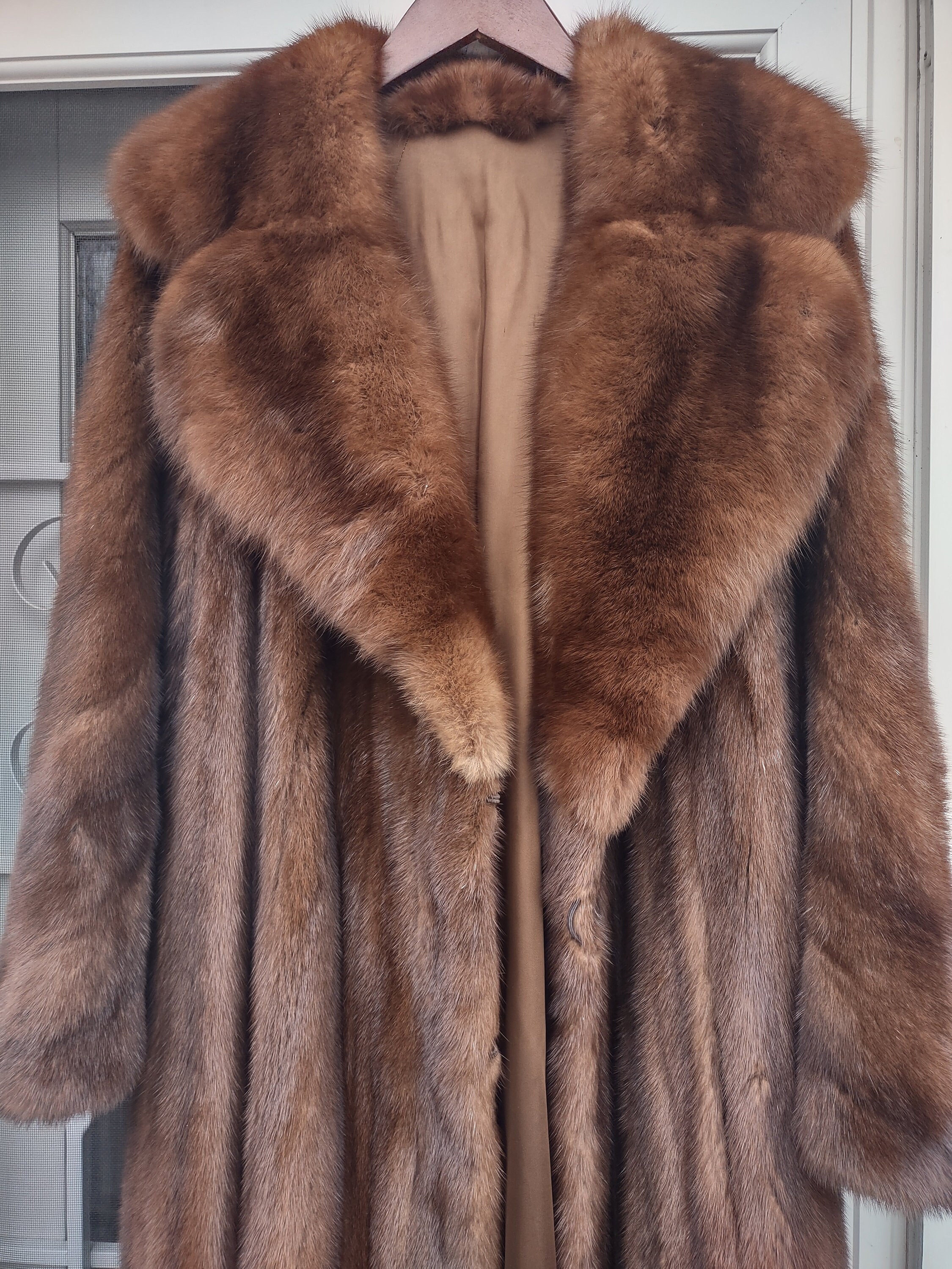 her lip to Fleur Shearling Boa Coat-