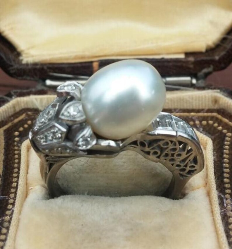 14k Gold Diamond Pearl Floral Design Wedding Engagement Cocktail Ring One Of A Kind zdjęcie 2