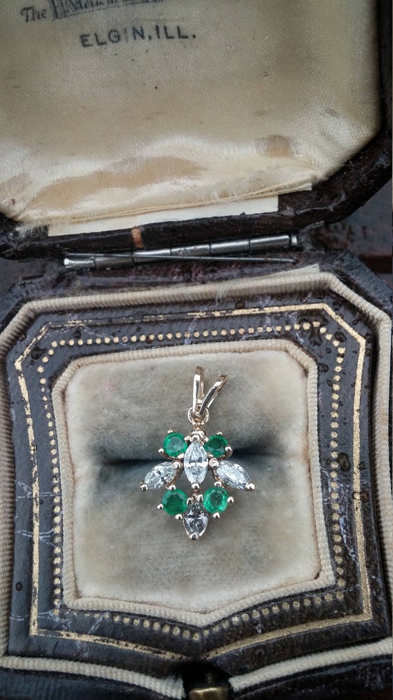 14k Gold Marquise Diamond Emerald Pendant Vintage - image 3