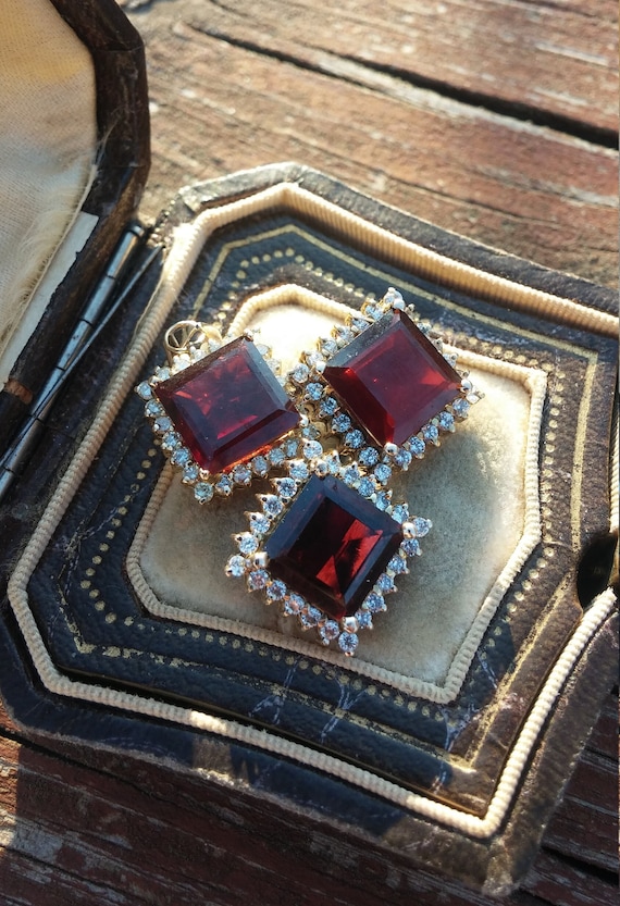 14k Gold Diamond Red Garnet Earrings Pendant
