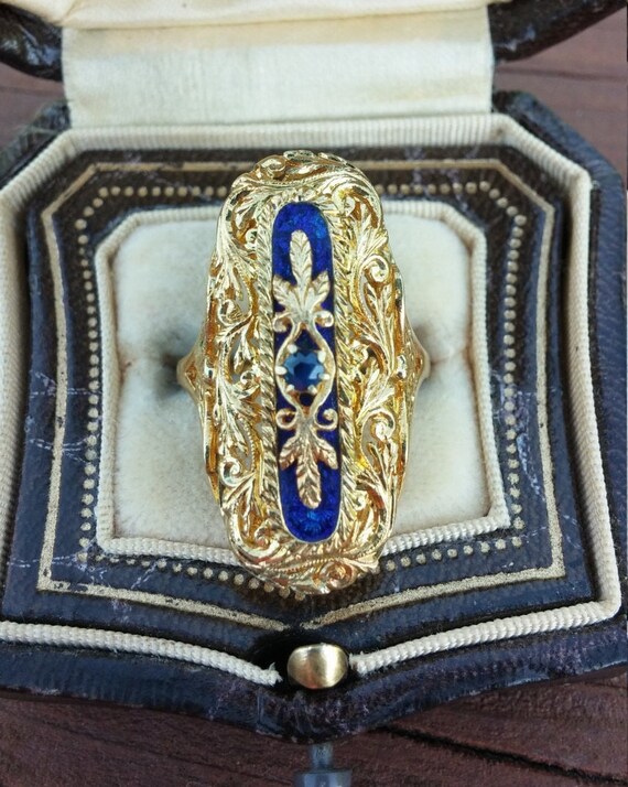 18K Yellow Gold Blue Enamel 1/10 Cttw Round Pave Diamonds Heart Shape 18