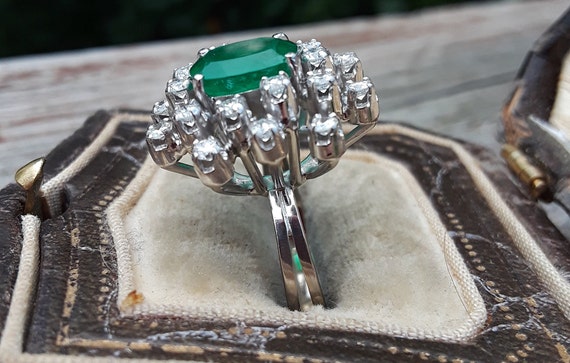 14k Gold Diamond Colombian Emerald Wedding Engage… - image 9