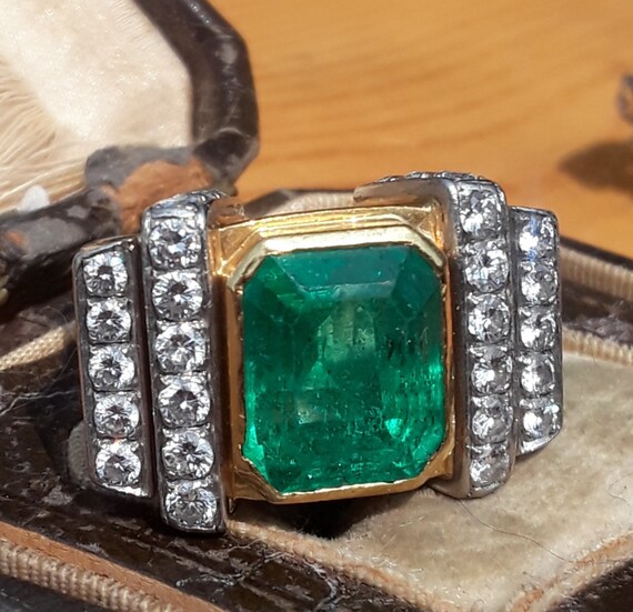 18k Gold 9ct Colombian Emerald Diamond Wedding En… - image 7