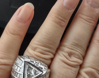18k Good 7ct Trillion Center Baguette Diamond Wedding Engagement Cocktail Statement Ring Fabulous  17 Grams VIDEO AVAILABLE