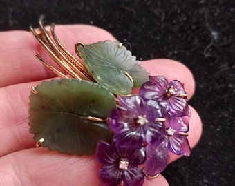 14k Gold Green Jade Amethyst Diamond Flowers Brooch Pin Fabulous 13 Grams