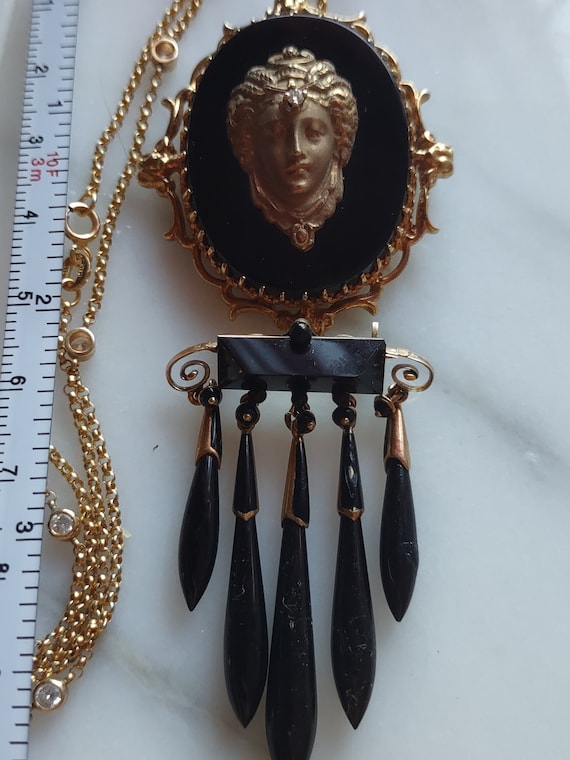 Victorian 14k Gold Black Onyx Cameo Dangling Pendant Fabulous