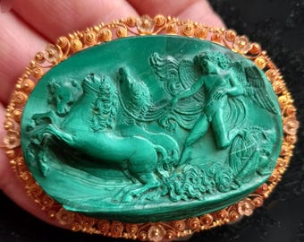 Antique Victorian 14k Gold Malachite Cameo Brooch Exeptional One Of A Kind 35 Grams