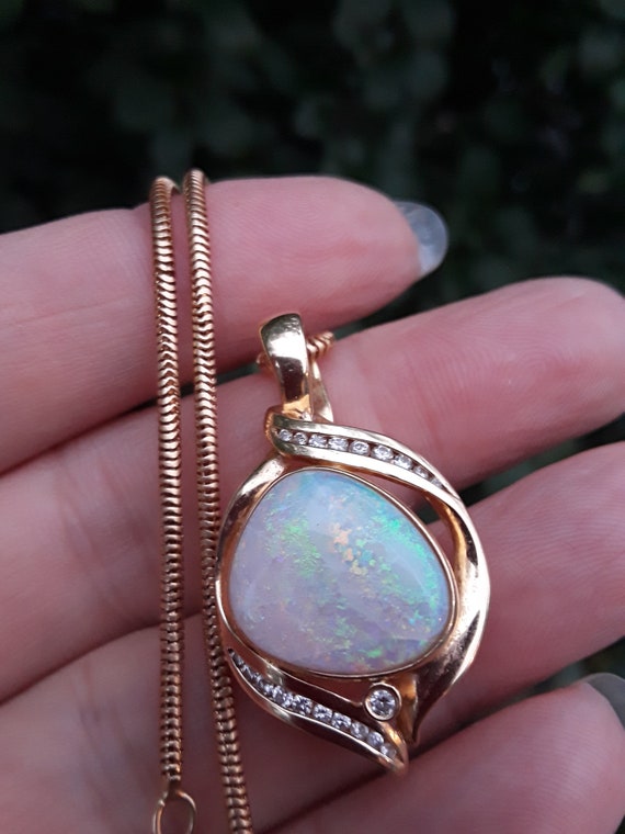 18k Gold Diamond Australian Opal Pendant Fabulous