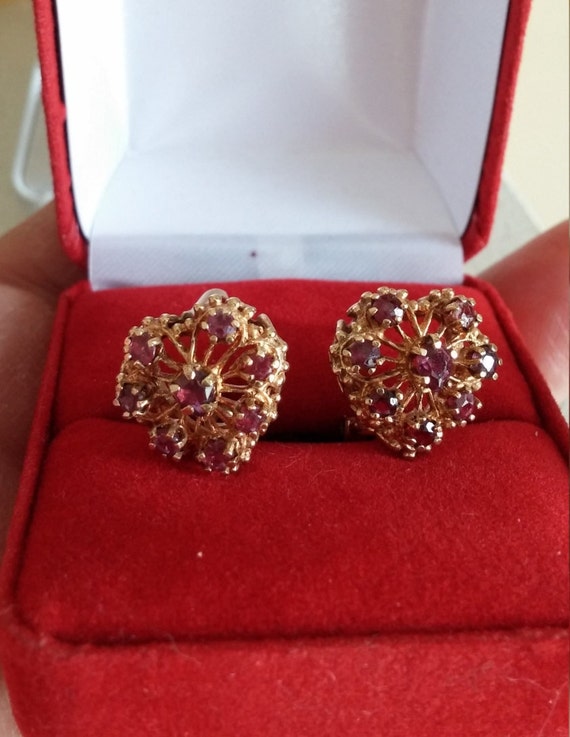 14k Gold Ruby Heart Shaped Vintage Earrings - image 5