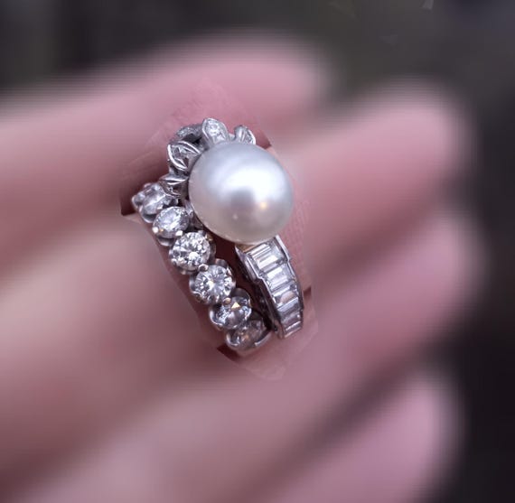 14k Gold Diamond Pearl Floral Design  Wedding Engagement Cocktail Ring One Of A Kind