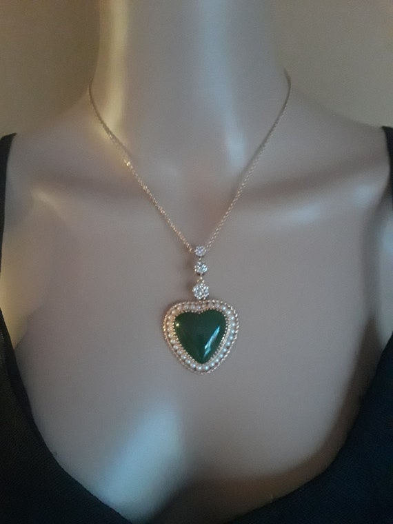 14k Gold Diamond Seed Pearl Jade Heart Pendant Wi… - image 2