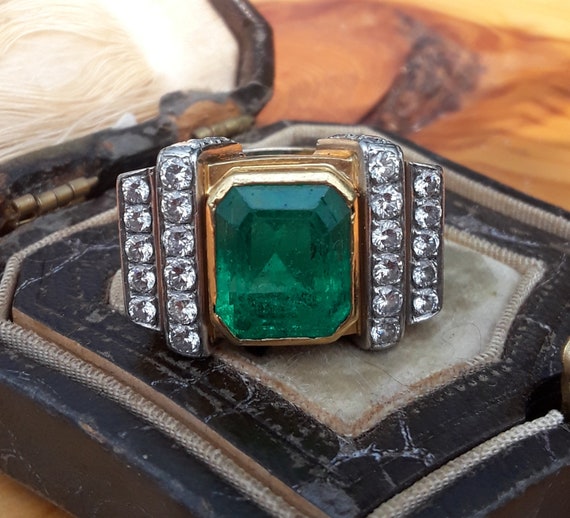 18k Gold 9ct Colombian Emerald Diamond Wedding En… - image 6