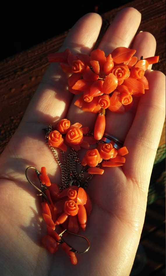 Red Coral Flower Roses Design 3 Pieces Set Necklace Brooch