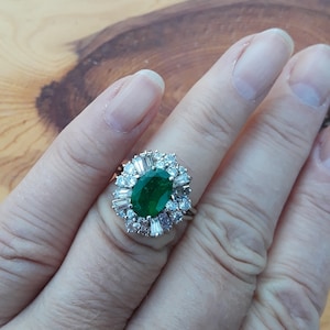 14k Gold Columbian Emerald Baguette Round Diamond Wedding Engagement Cocktail Ballerina Ring Fabulous