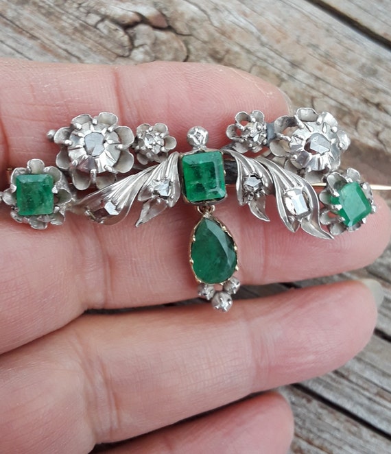 Georgian Emerald Rose Cut Diamond Brooch One Of A… - image 5