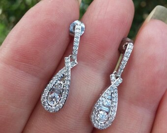 14k Gold 1.25ct Diamond Dangle Earrings
