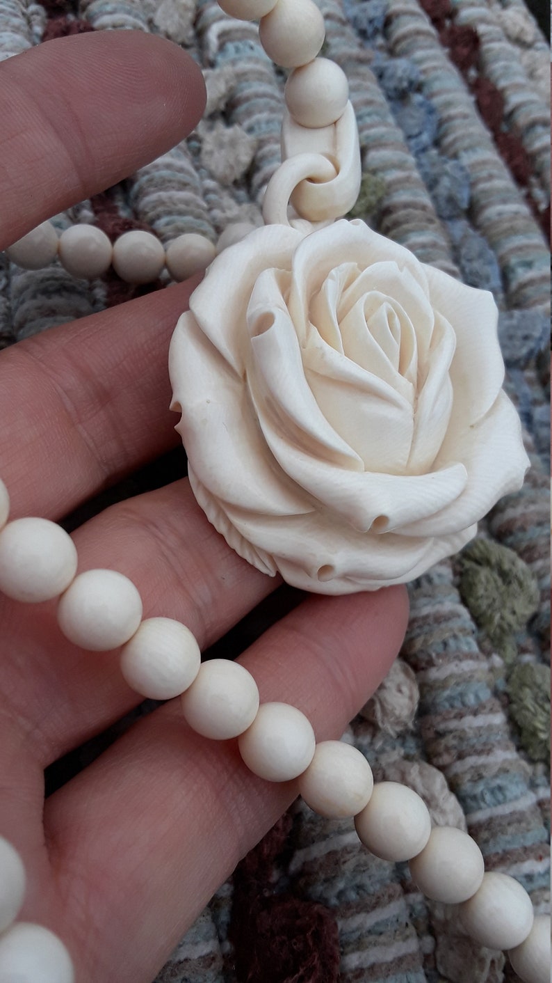 White rose pendant Clearance