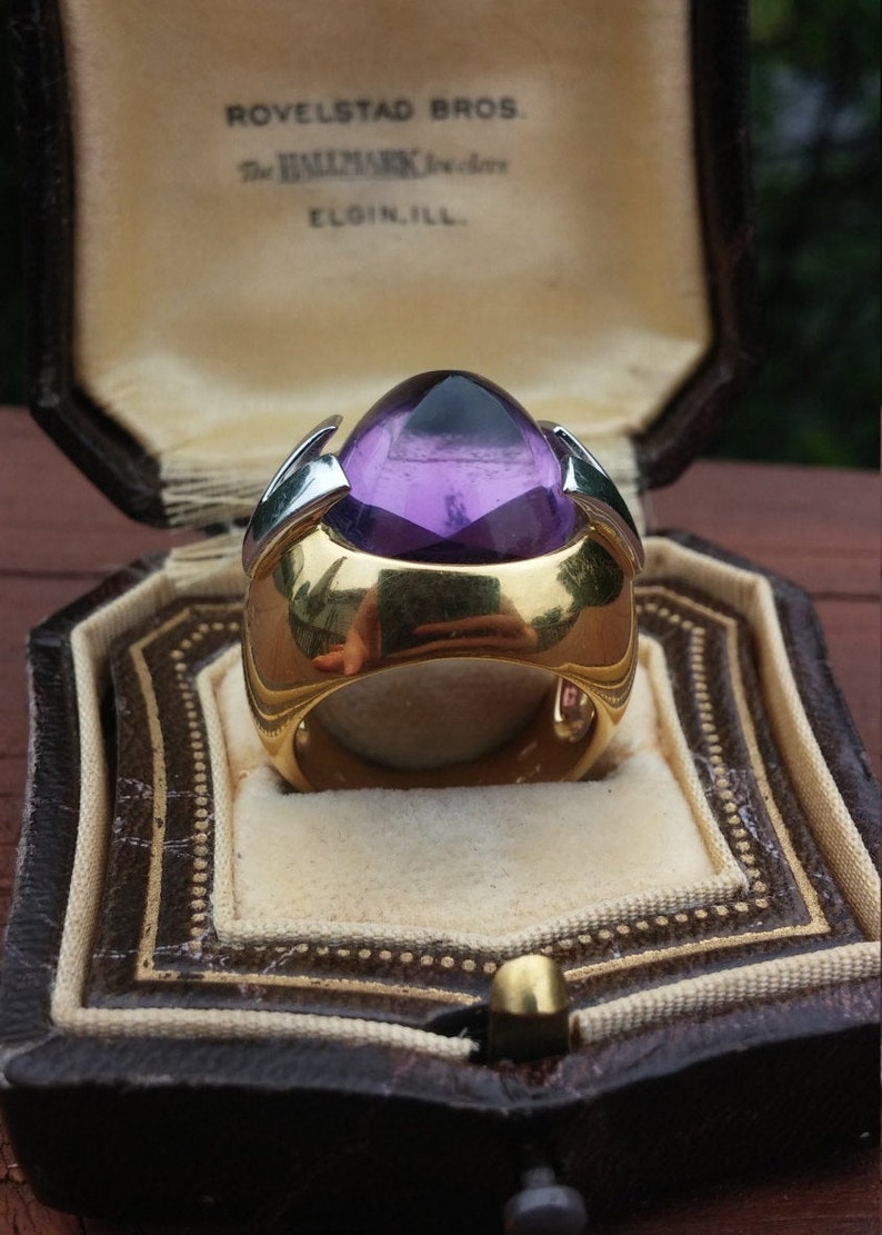 18k Gold 30ct Amethyst Cabochon Cocktail Ring VERSACE 19.8 Grams image 4