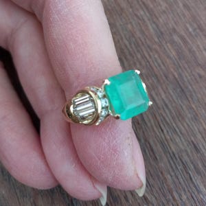 14k Gold Colombian Emerald Baguette Round Diamond Wedding Engagement Cocktail Ring Fabulous