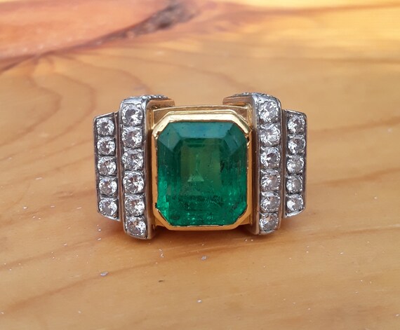 18k Gold 9ct Colombian Emerald Diamond Wedding En… - image 5