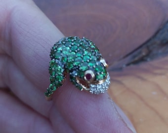 14k Gold Tsavorite Garnet  Diamond  Frog Ring Fabulous