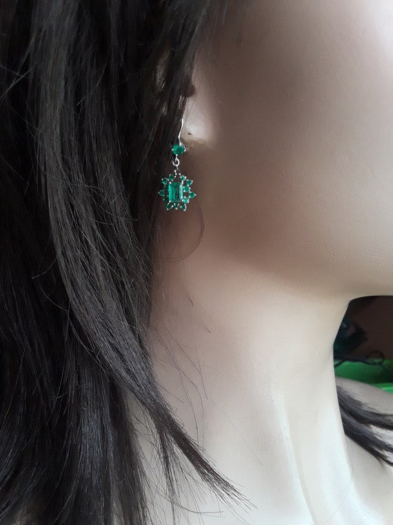 Platinum Colombian Emerald Set Earrings and Penda… - image 4