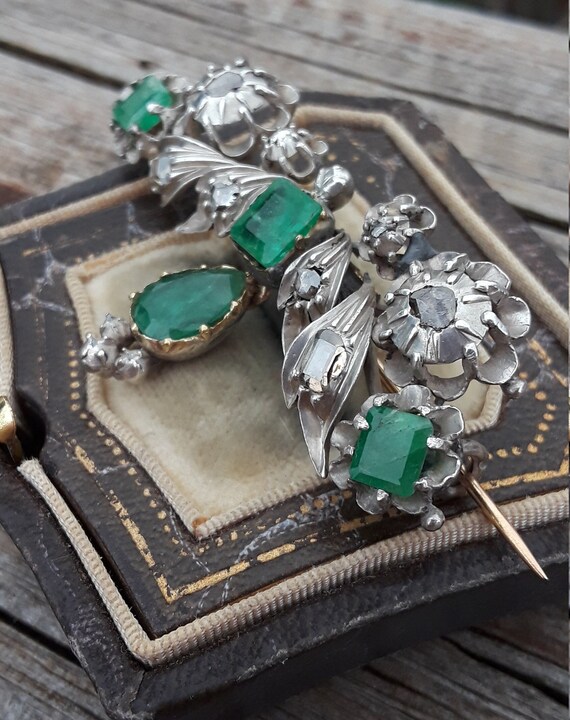 Georgian Emerald Rose Cut Diamond Brooch One Of A… - image 2