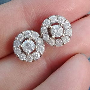 14k Gold 1ct Diamond Cluster Stud Earrings