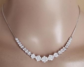 14k Gold Diamond Flower Design Necklace Fabulous