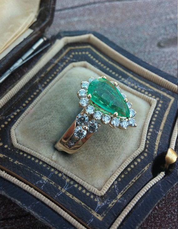 14k Gold 3ct Pear Shaped Columbian Emerald Diamon… - image 5