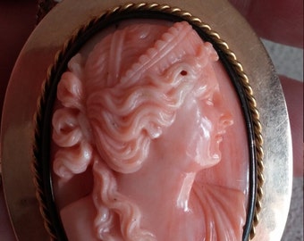 14k Gold Coral Cameo Brooch Pendant 20 Grams