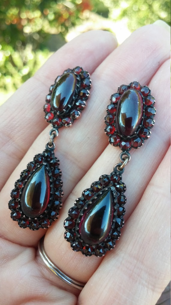 Garnet Cabochon Dangle Earrings - image 2