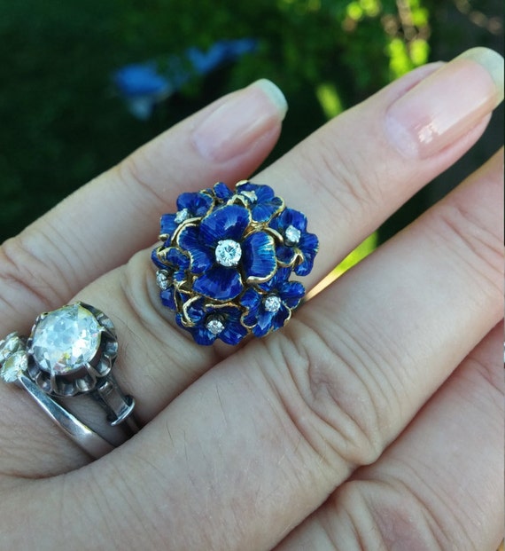 18k Gold Diamond Blue Enamel Flower Design Victori