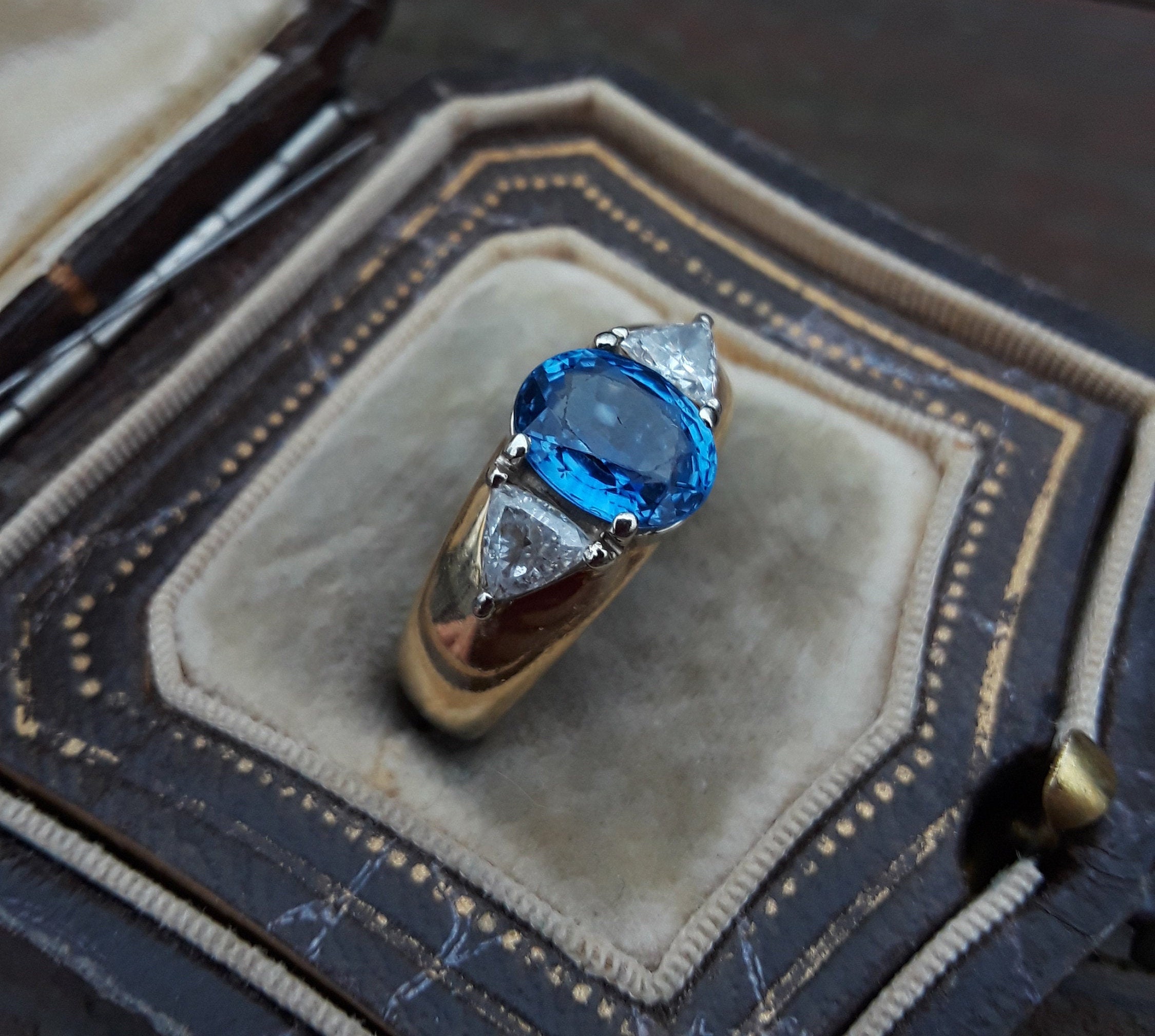 14k Gold Blue Sapphire Trillion Cut Side Diamonds Wedding - Etsy