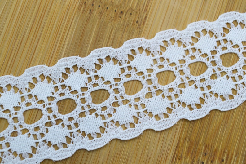 Classic White Lace Pattern Trim Old Fashioned Embellishment | Etsy