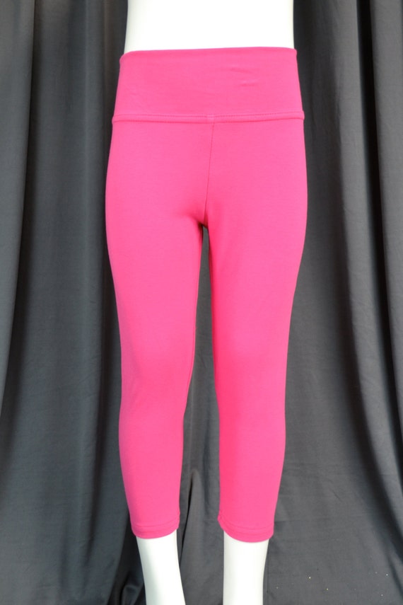 hot pink capri leggings