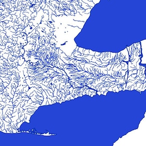 Peut inclure: Une carte d'un r&eacute;seau fluvial avec de l'eau bleue et des terres blanches. Le r&eacute;seau fluvial est situ&eacute; pr&egrave;s d'une grande &eacute;tendue d'eau, peut-&ecirc;tre un oc&eacute;an ou un grand lac.