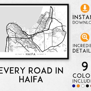 Puede incluir: Un mapa en blanco y negro de Haifa, Israel, que muestra todas las calles. El mapa está enmarcado y tiene el texto "EVERY ROAD IN HAIFA" y "32.7840° N HAIFA 34.9886° E" impreso debajo del mapa. El mapa está rodeado de un fondo blanco y un marco negro. El texto "INSTANT DOWNLOAD" e "INCREDIBLY DETAILED" está impreso a la derecha del mapa. El texto "9 COLORS INCLUDED!" está impreso debajo del mapa con una fila de nueve círculos de colores.