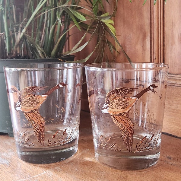 MCM Libbey Canada Goose Old Fashioned / Low Ball Cocktail Glasses / Mid Century Modern Glasses / Cups / 1960s / Bar / Barware