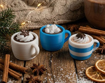 Juguete antiestrés/llavero sensorial con forma de taza de chocolate caliente impresa en 3D, accesorio de escritorio con forma de pan de jengibre y malvavisco.