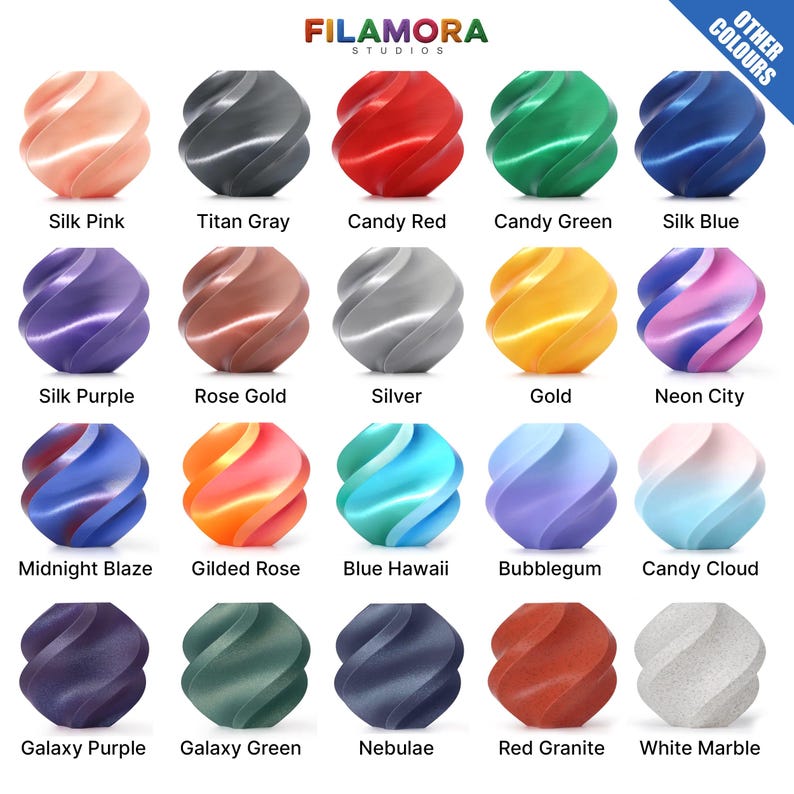 Puede incluir: Una cuadr&iacute;cula de 20 objetos esf&eacute;ricos arremolinados en varios colores, incluyendo rosa, gris, rojo, verde, azul, morado, dorado y blanco. Cada esfera tiene un nombre de color &uacute;nico, como "Silk Pink", "Titan Gray" y "Candy Red". El logotipo "FILAMORA STUDIOS" est&aacute; en la parte superior.