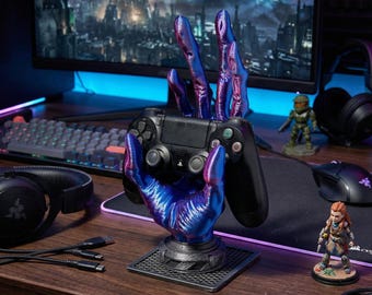 Creepy Hand Controller Stand – Iridescent Blue/Purple Chameleon Gamer Desk Decor