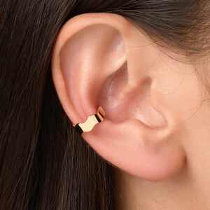 Minimal Ear Cuff, Wave Cuff Earrings, No Piercing Needed, Statement Earring, Conch Earrings