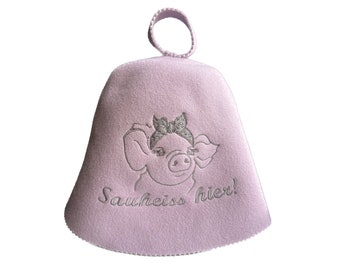 Sauna hat with pig