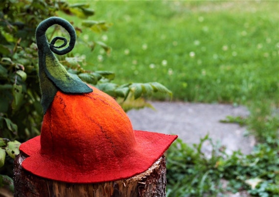 Orange Calla Sauna Hat With a Curly 